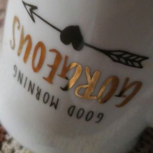 Meet your Posher, Neely